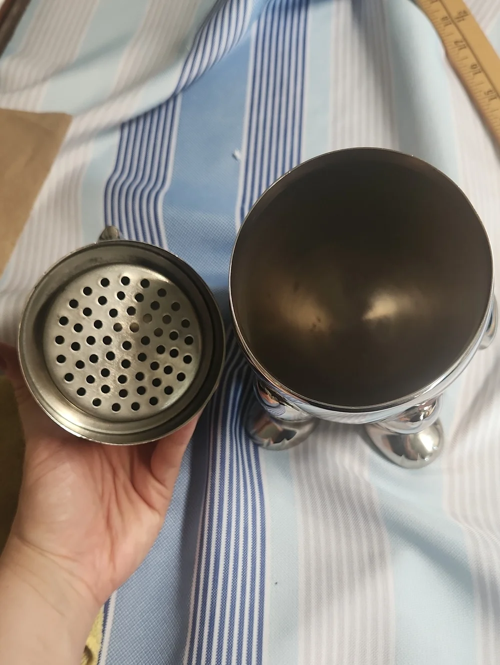 Restoration Harware vintage MCM polar bear cocktail shaker 10